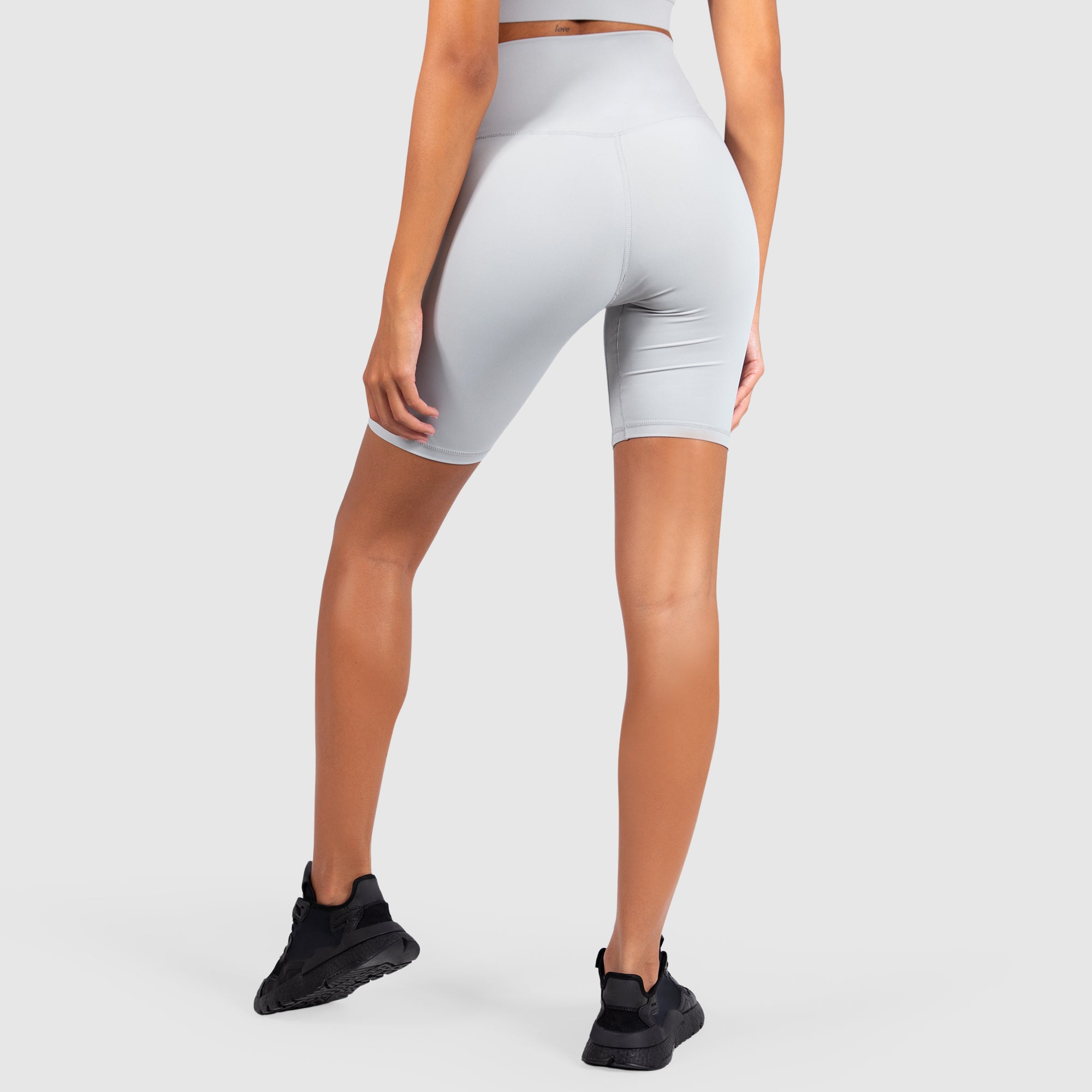 Shorts Advanced Hengiven